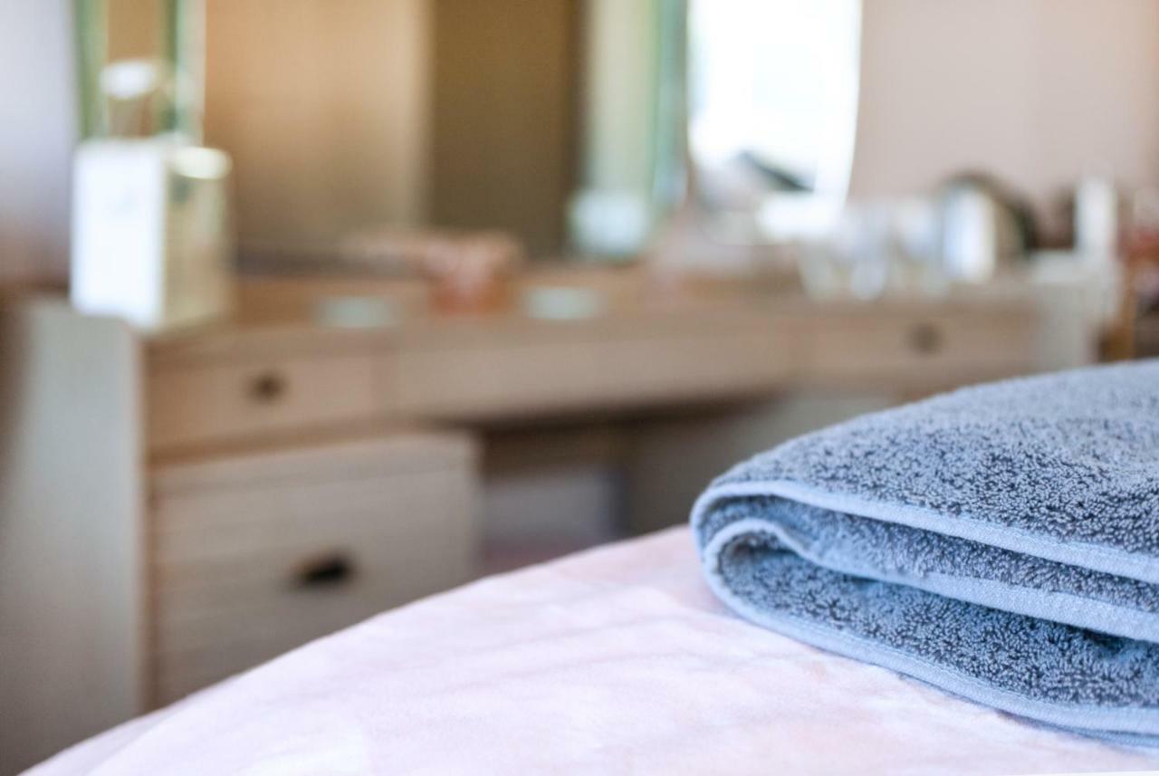 Wildwood B&B Lymington Bagian luar foto